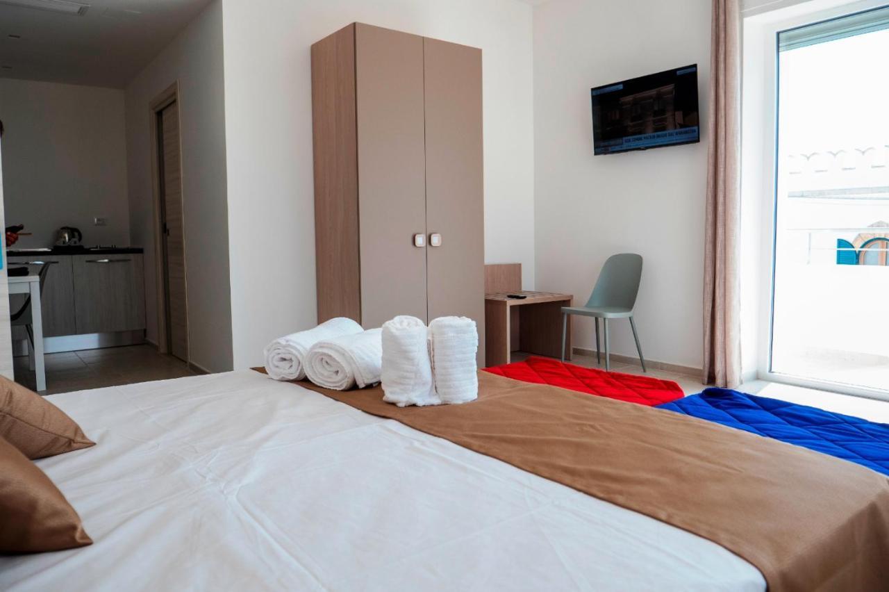 B&B A Un Passo Dal Mare Torre Canne Buitenkant foto